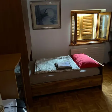 Executive View With Private Garden Appartement