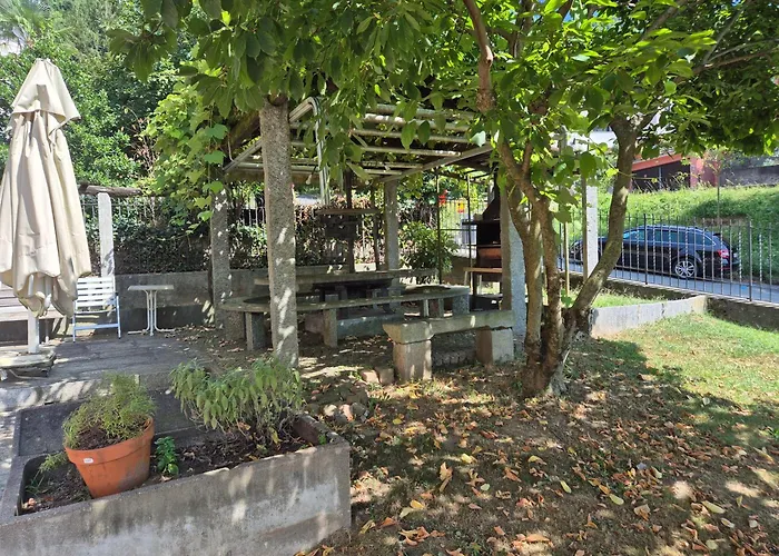 Executive View With Private Garden Διαμέρισμα