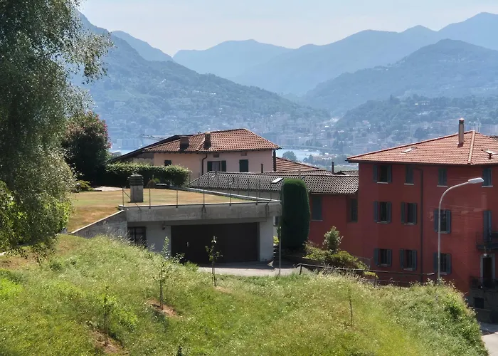 Executive View With Private Garden Appartement